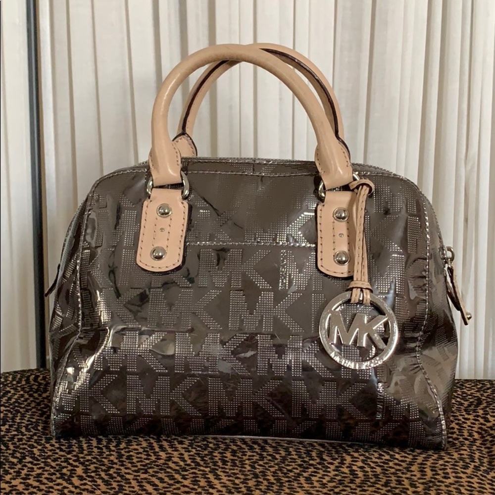 Michael Kors silver metallic handbag Firm$